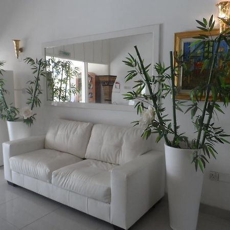 לימסול Geotanya Apartments מראה חיצוני תמונה