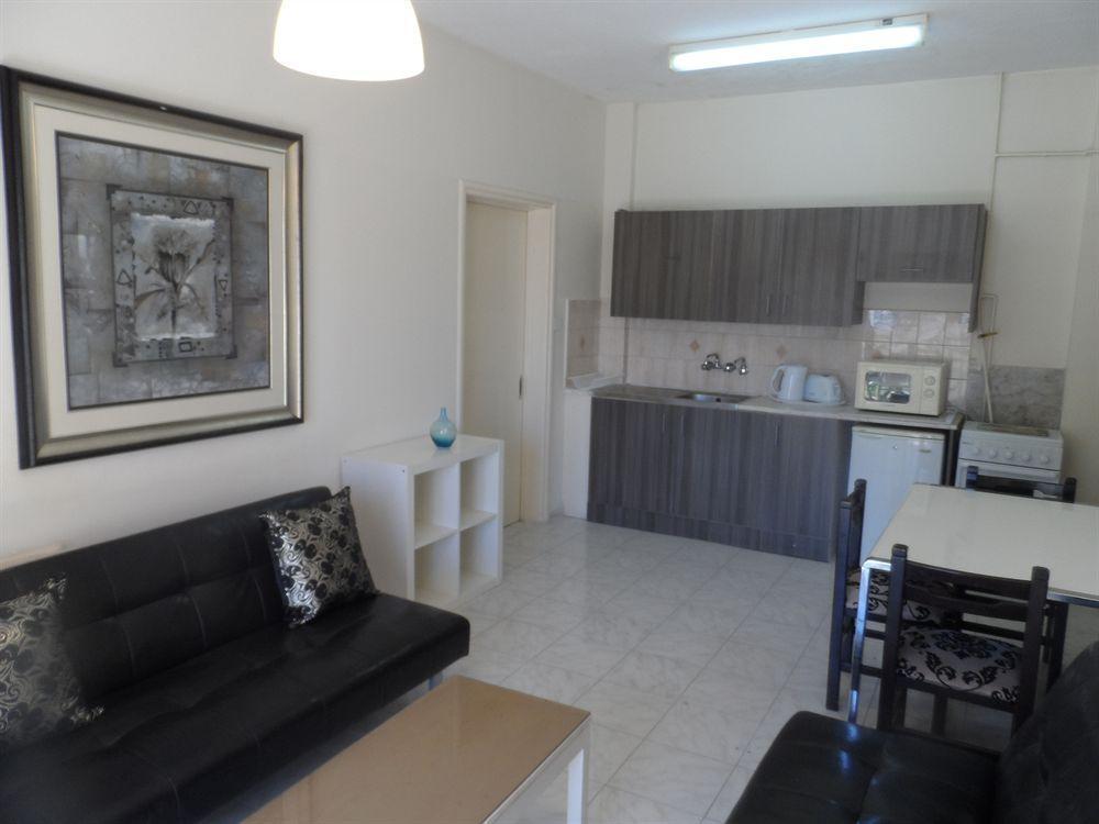 לימסול Geotanya Apartments מראה חיצוני תמונה